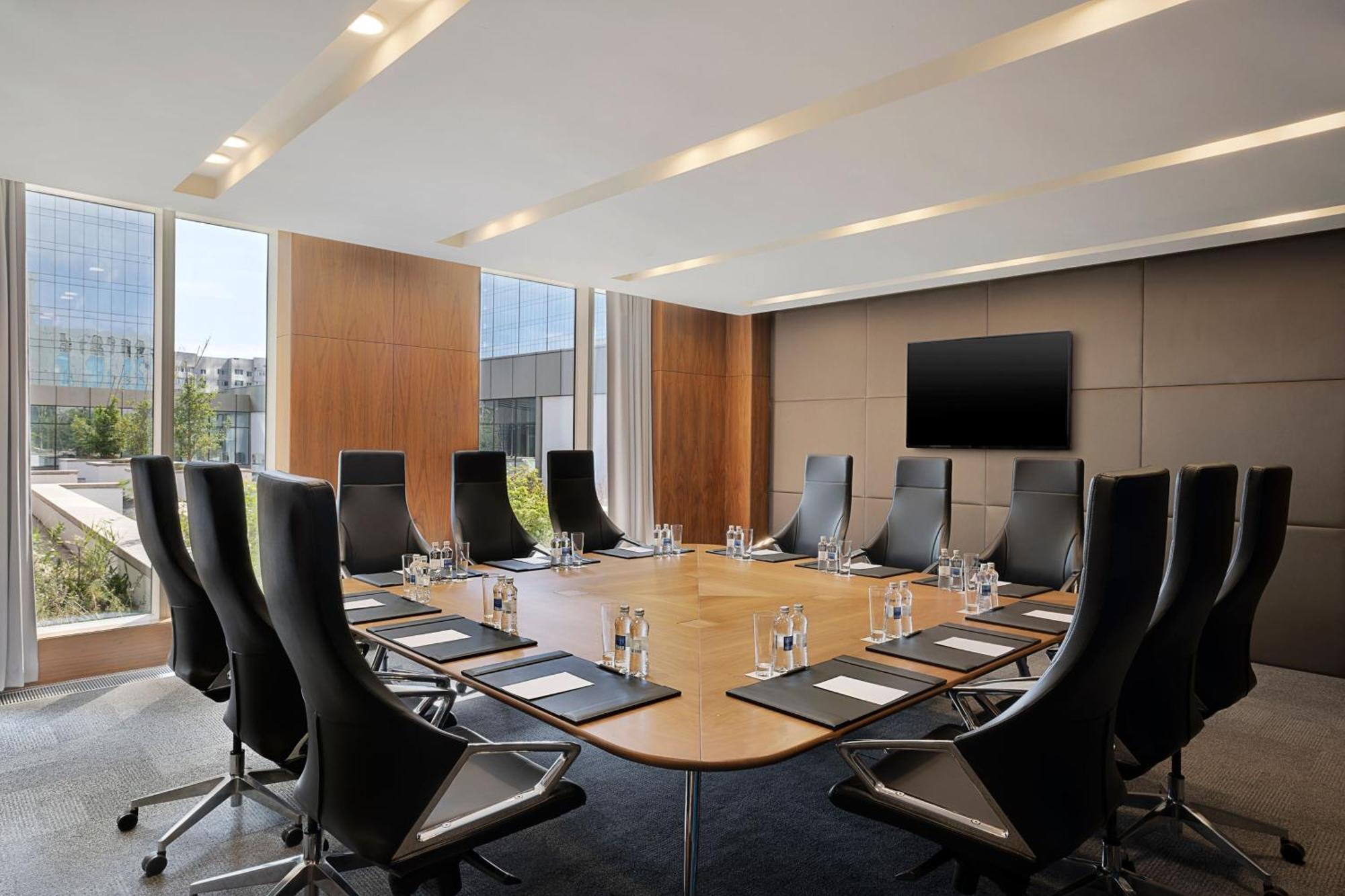Sheraton Astana Hotel Bagian luar foto Boardroom at the Westin Hyderabad